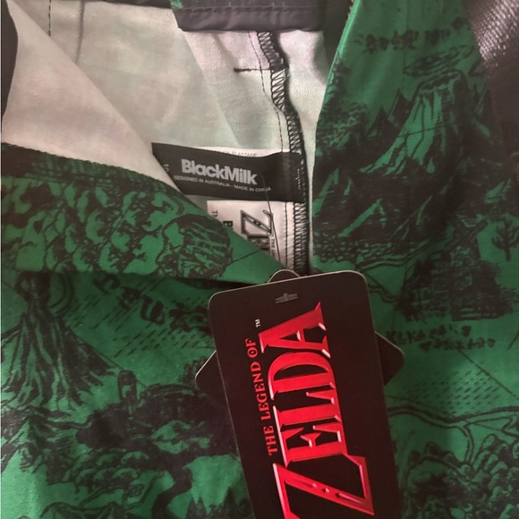 NWT! Zelda Hyrule Cargo Pants - Picture 5 of 7